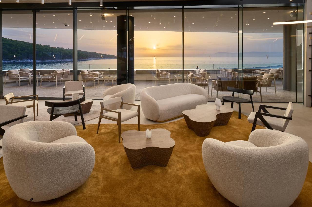 Grand View Hotell Postira