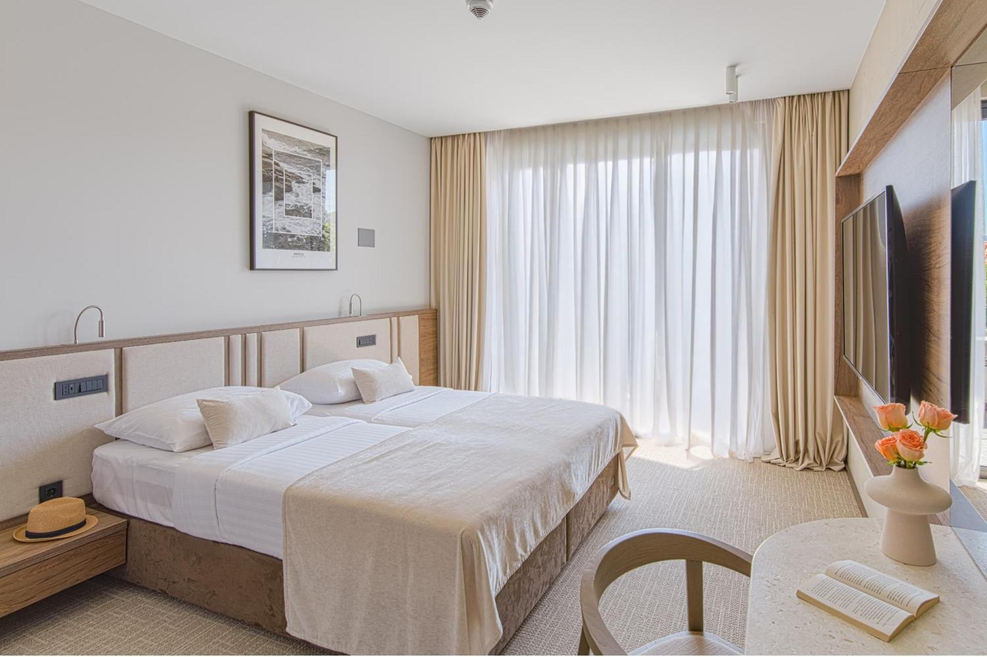Hotel Grand View Postira